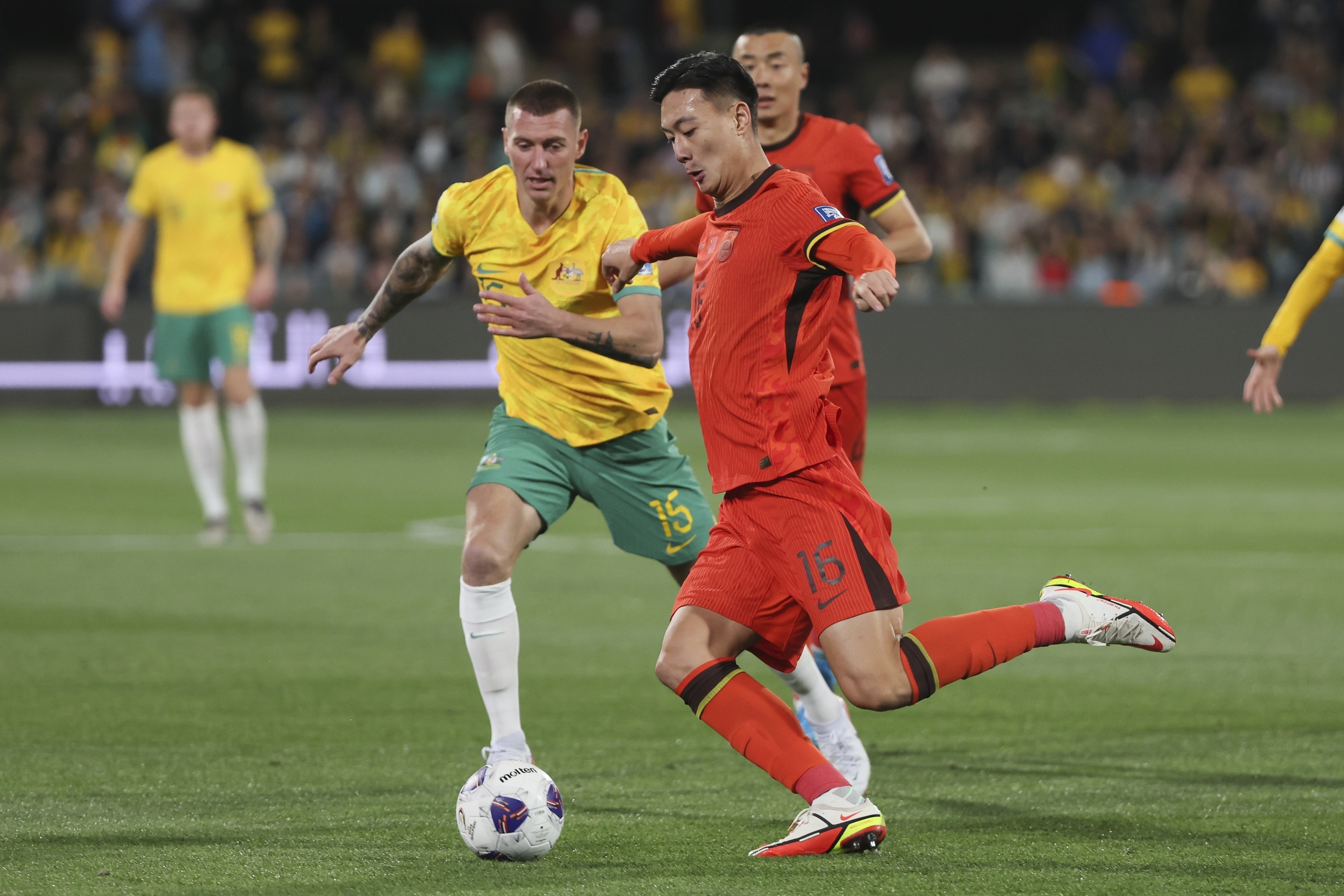 澳大利亚队战术精湛,驰骋赛场引人注目 澳大利亚队战术精湛,驰骋赛场引人注目