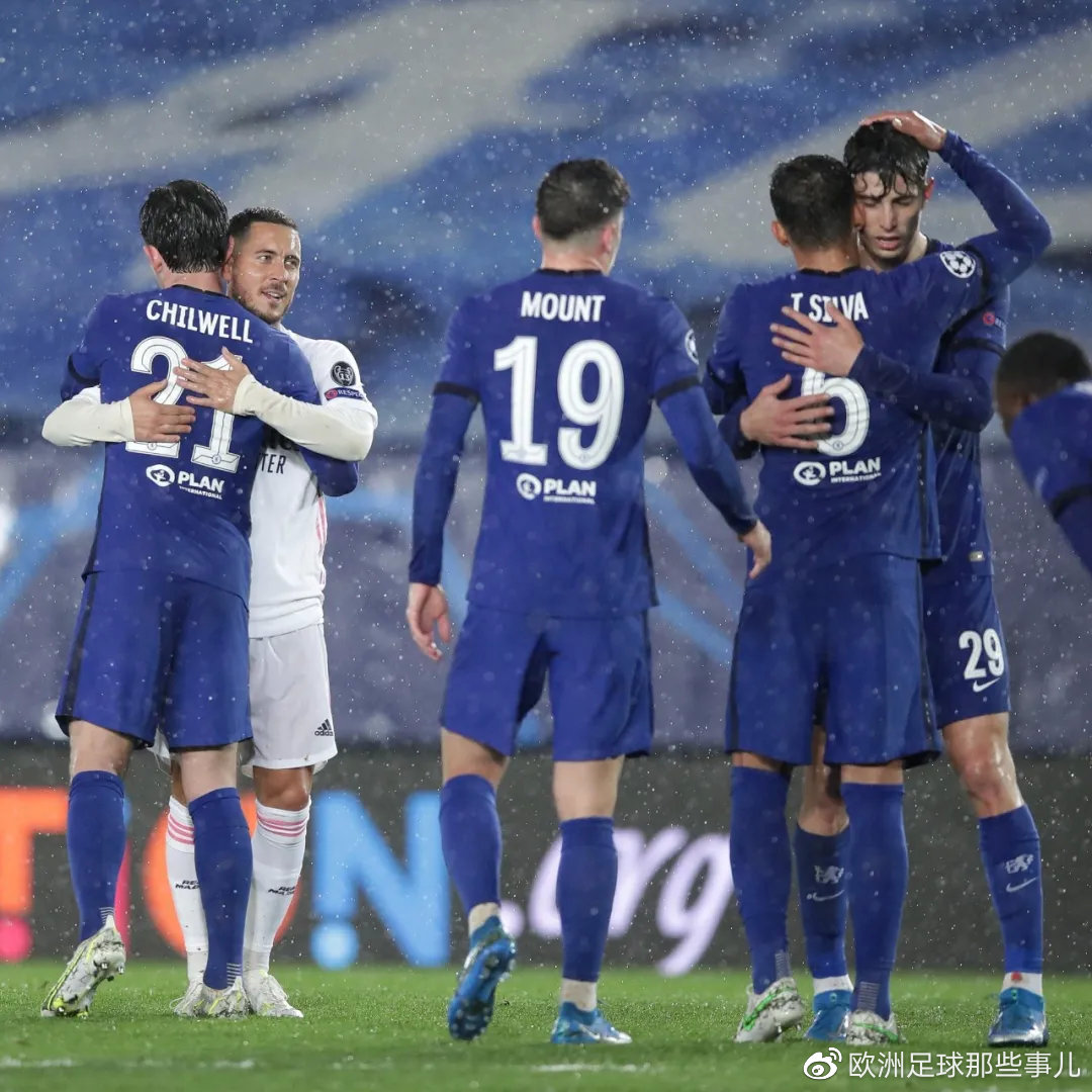 东亚豪门对决,谁能笑到最后? 东亚豪门对决,谁能笑到最后?