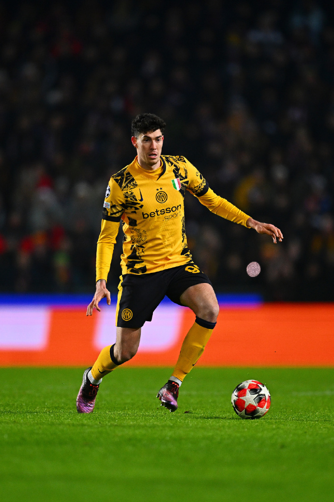 奥萨苏纳逆转马洛卡,豪取三分 奥萨苏纳逆转马洛卡,豪取三分