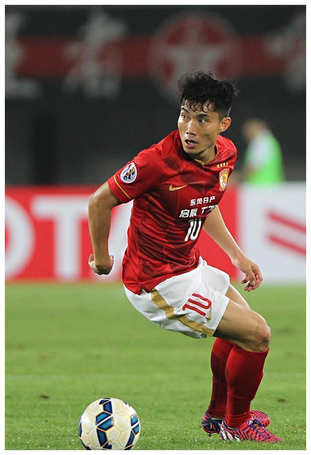 恒大客场战平泰达,领先优势缩小 恒大客场战平泰达,领先优势缩小