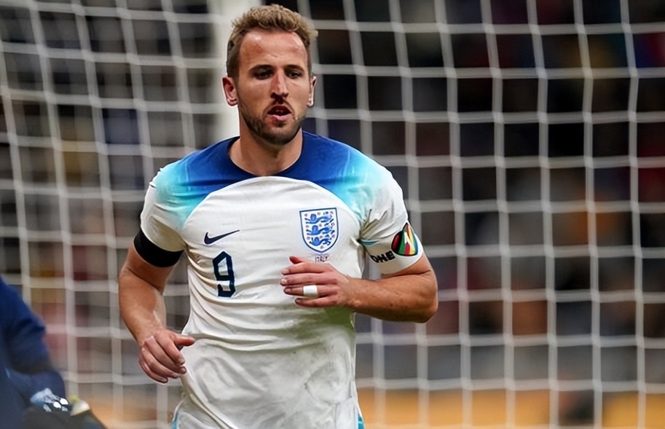 英格兰英雄欧洲预选赛,凯恩快攻致胜,焕发巅峰 英格兰英雄欧洲预选赛,凯恩快攻致胜,焕发巅峰