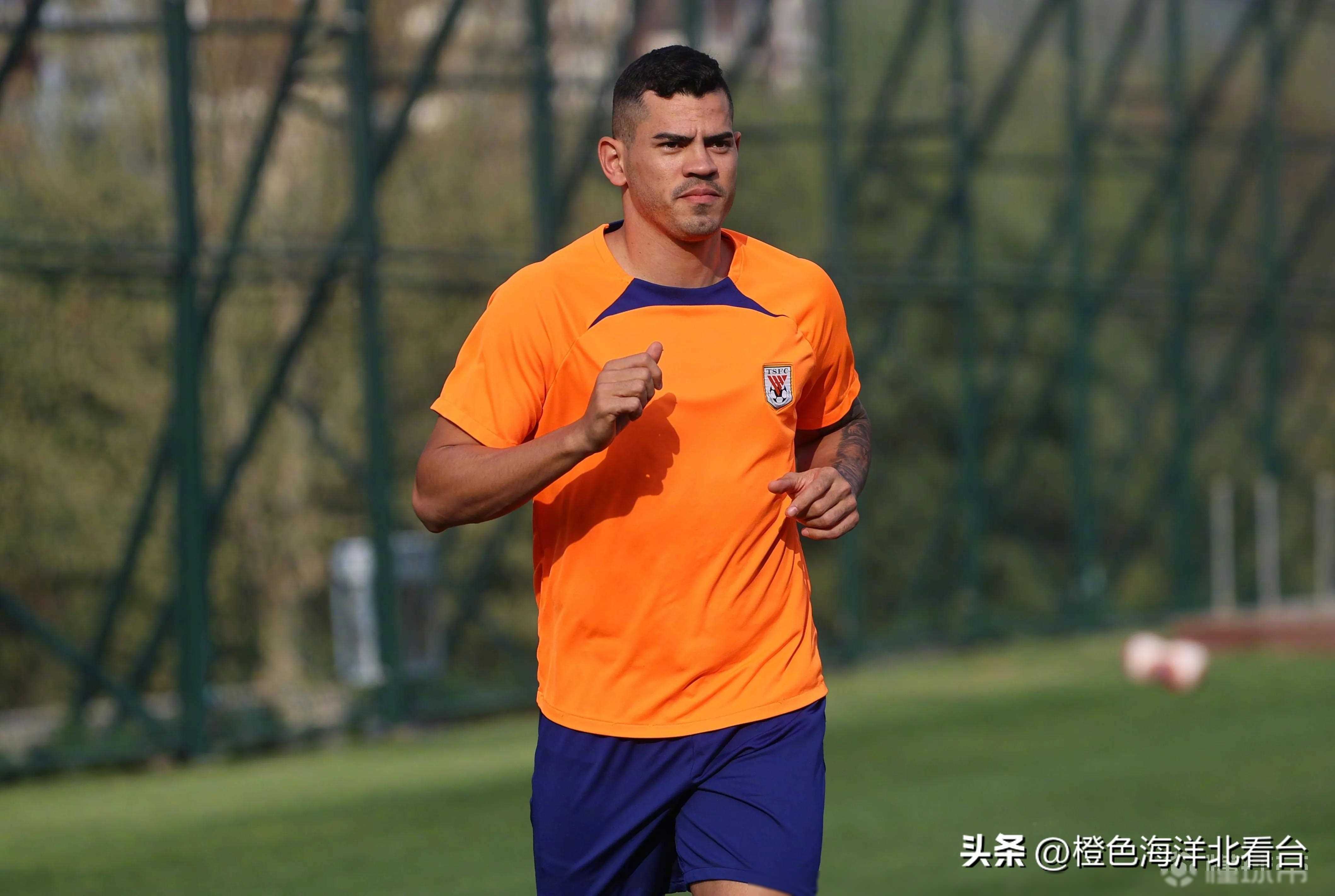 球队主教练谈未来计划,士气高涨 球队主教练谈未来计划,士气高涨