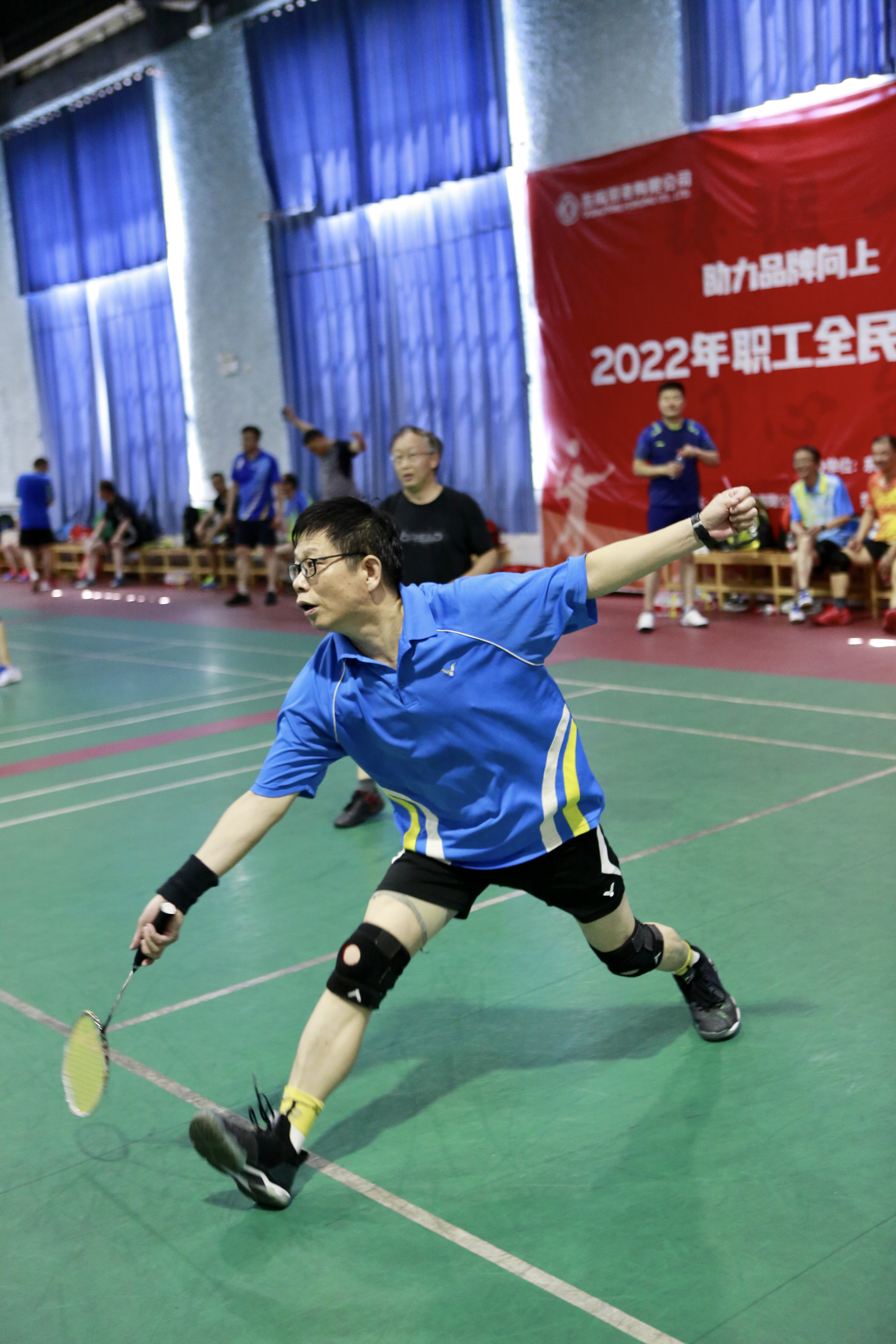 黑山队在国际比赛中奋勇拼搏 黑山队在国际比赛中奋勇拼搏