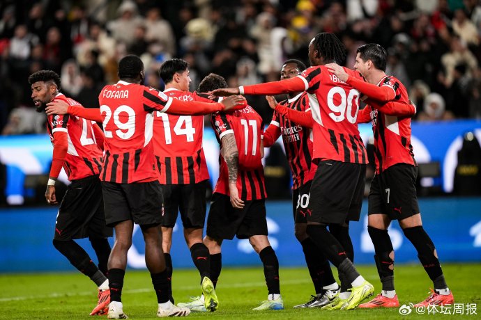 意大利杯决赛:AC米兰队击败尤文图斯队夺冠 意大利杯决赛:AC米兰队击败尤文图斯队夺冠