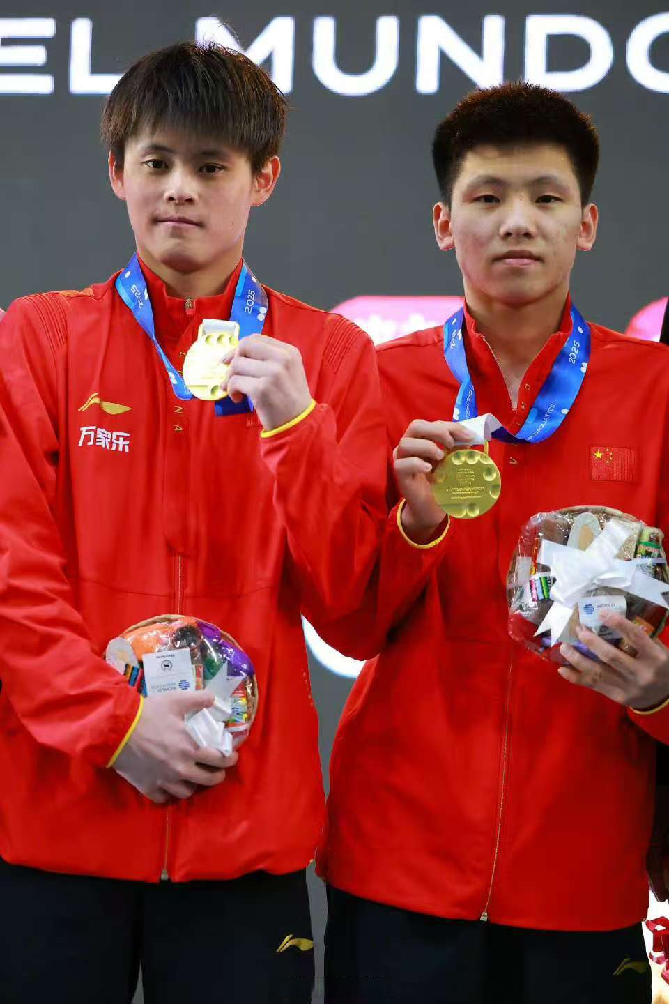 中国跳水队实力出众,连夺三金 中国跳水队实力出众,连夺三金